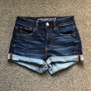 American Eagle Hi-rise Shortie